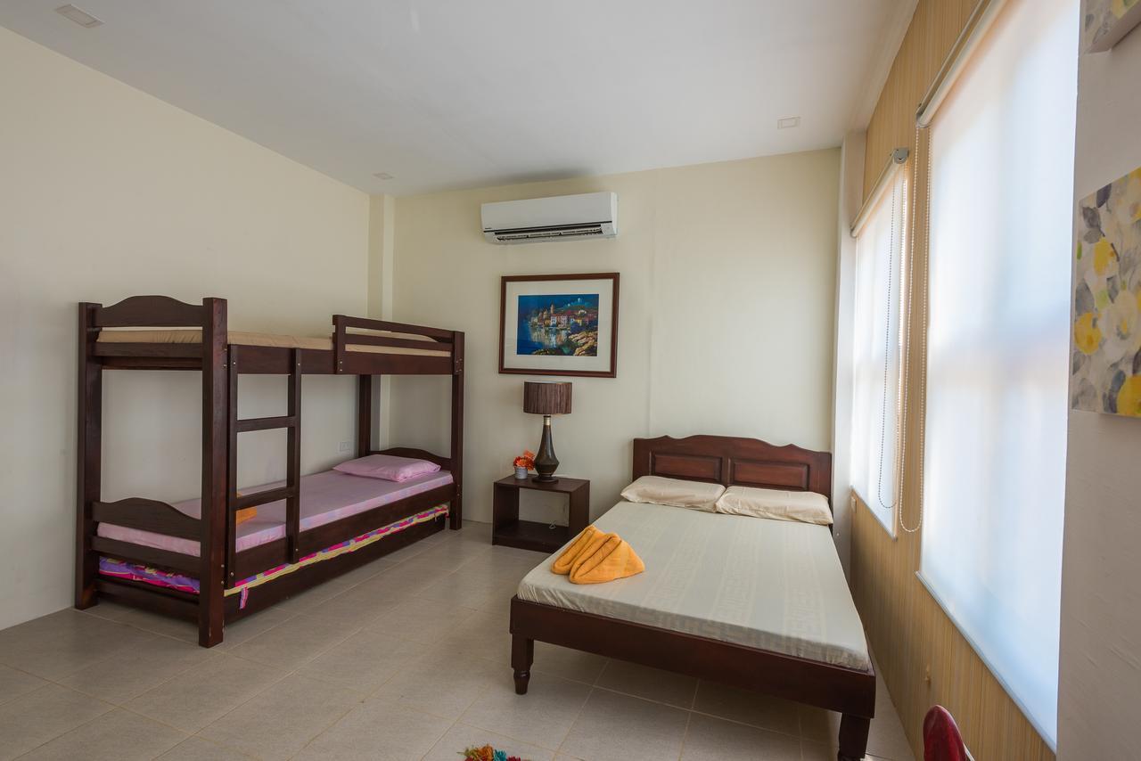 Hotel Balai Carmela Tuguegarao Esterno foto