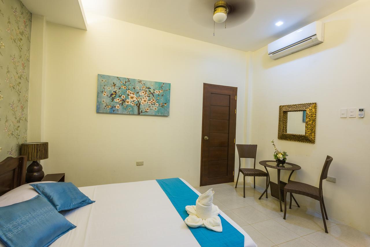 Hotel Balai Carmela Tuguegarao Esterno foto