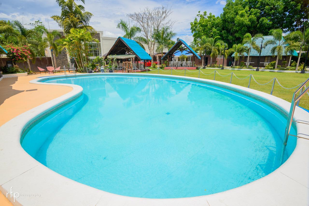 Hotel Balai Carmela Tuguegarao Esterno foto
