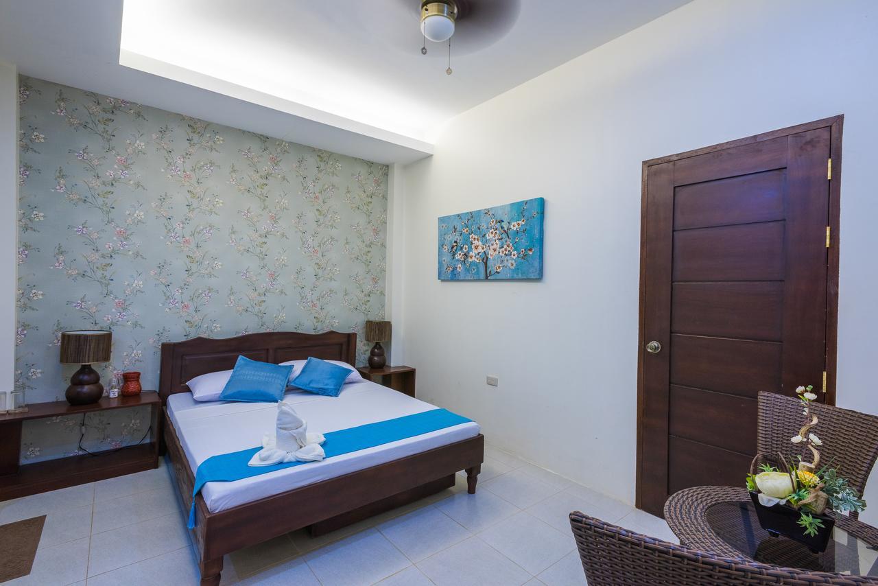 Hotel Balai Carmela Tuguegarao Esterno foto