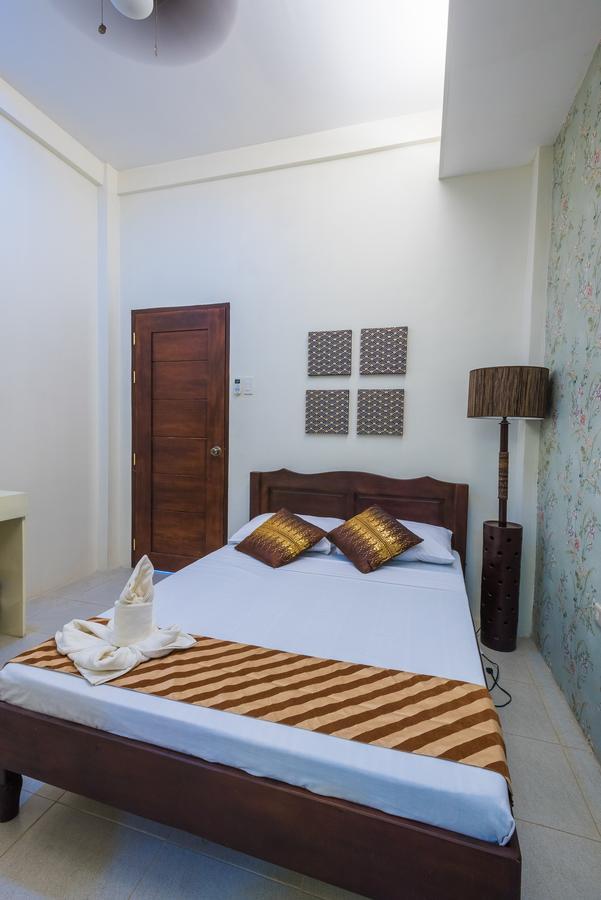 Hotel Balai Carmela Tuguegarao Esterno foto