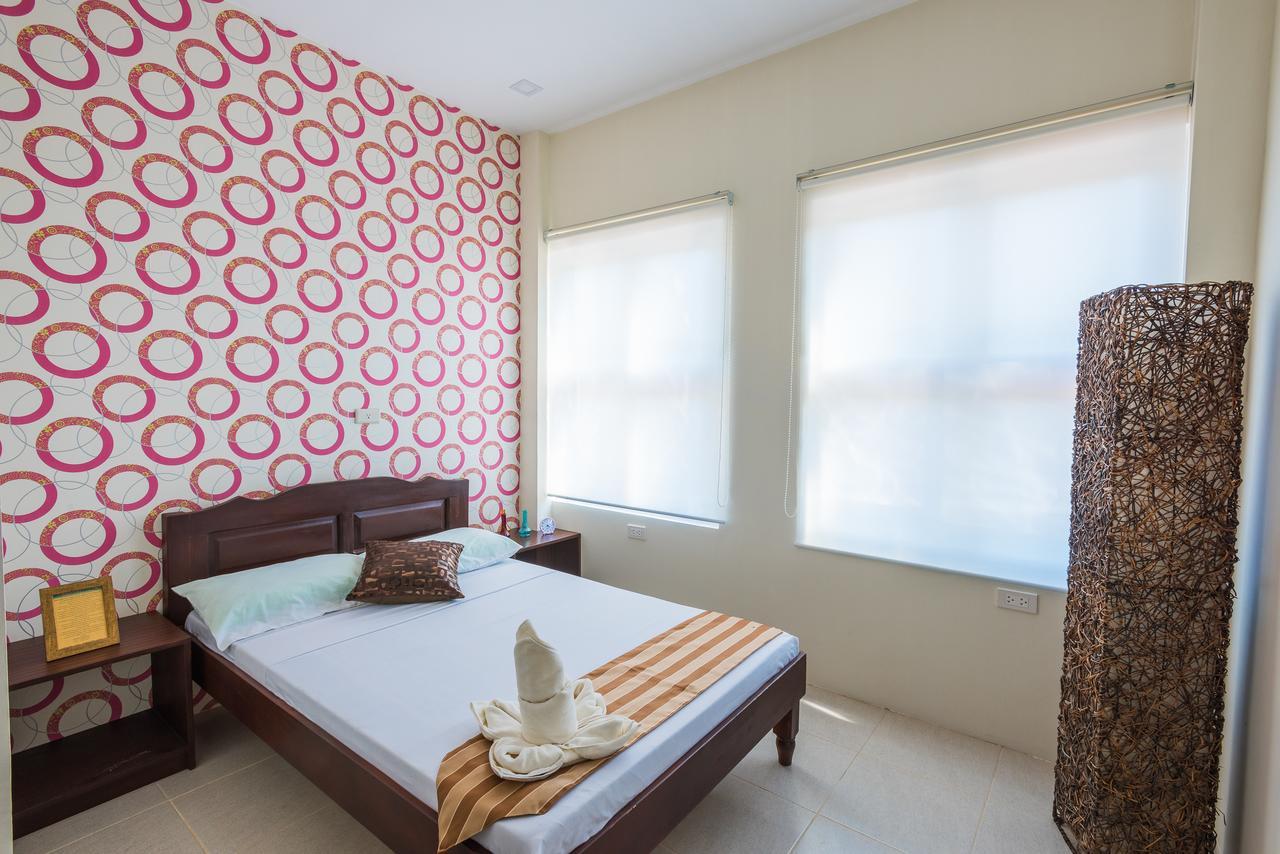 Hotel Balai Carmela Tuguegarao Esterno foto