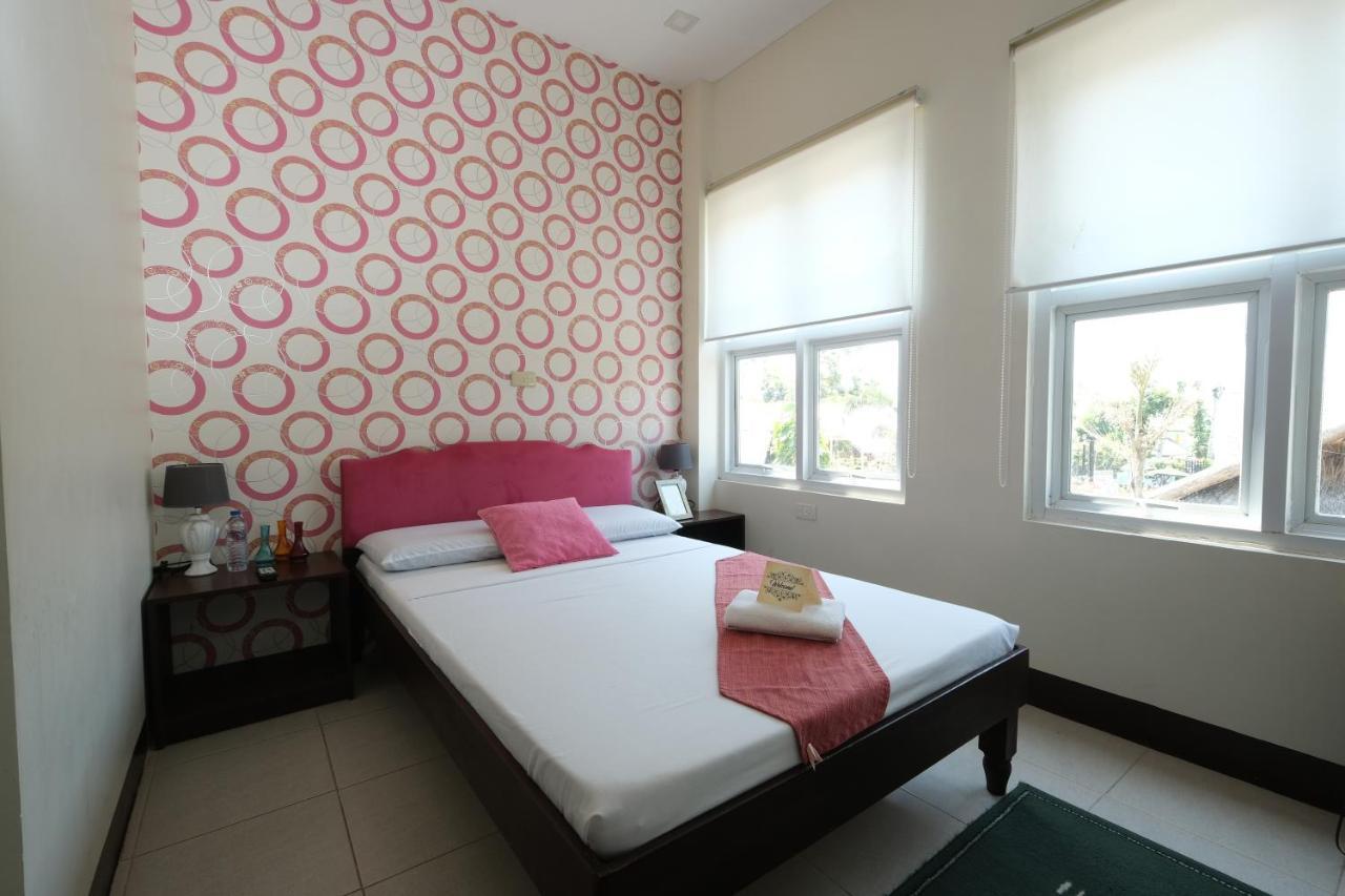 Hotel Balai Carmela Tuguegarao Esterno foto